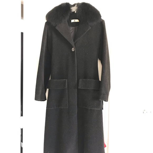 100% wool and 100% fox fur collar long coat - Picture 12 of 15